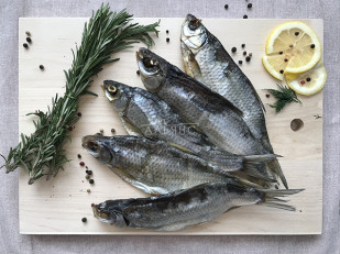 Сельдь Иваси х\к: Вобла вяленая астраханская крупная