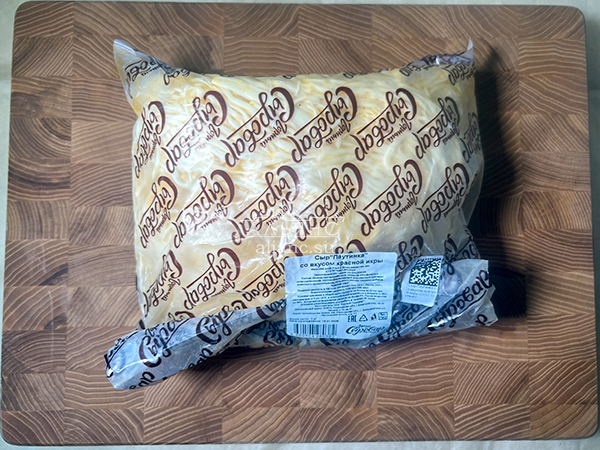 Сыр 1 кг ГОРНЫЙ СЫРОВАР (Паутинка со вкусом красной икры) в Йошкар-Оле